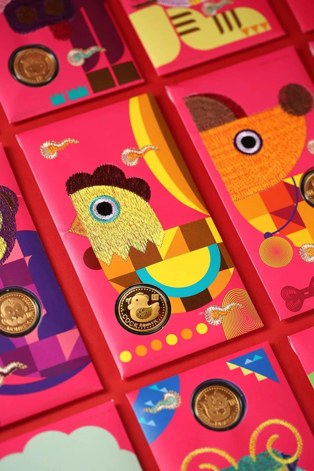 One Piece High-end Year of the Horse Gold Commemorative Coin Red Envelope with Chinese Zodiac Embroidery, Perfect as a New Year Gift