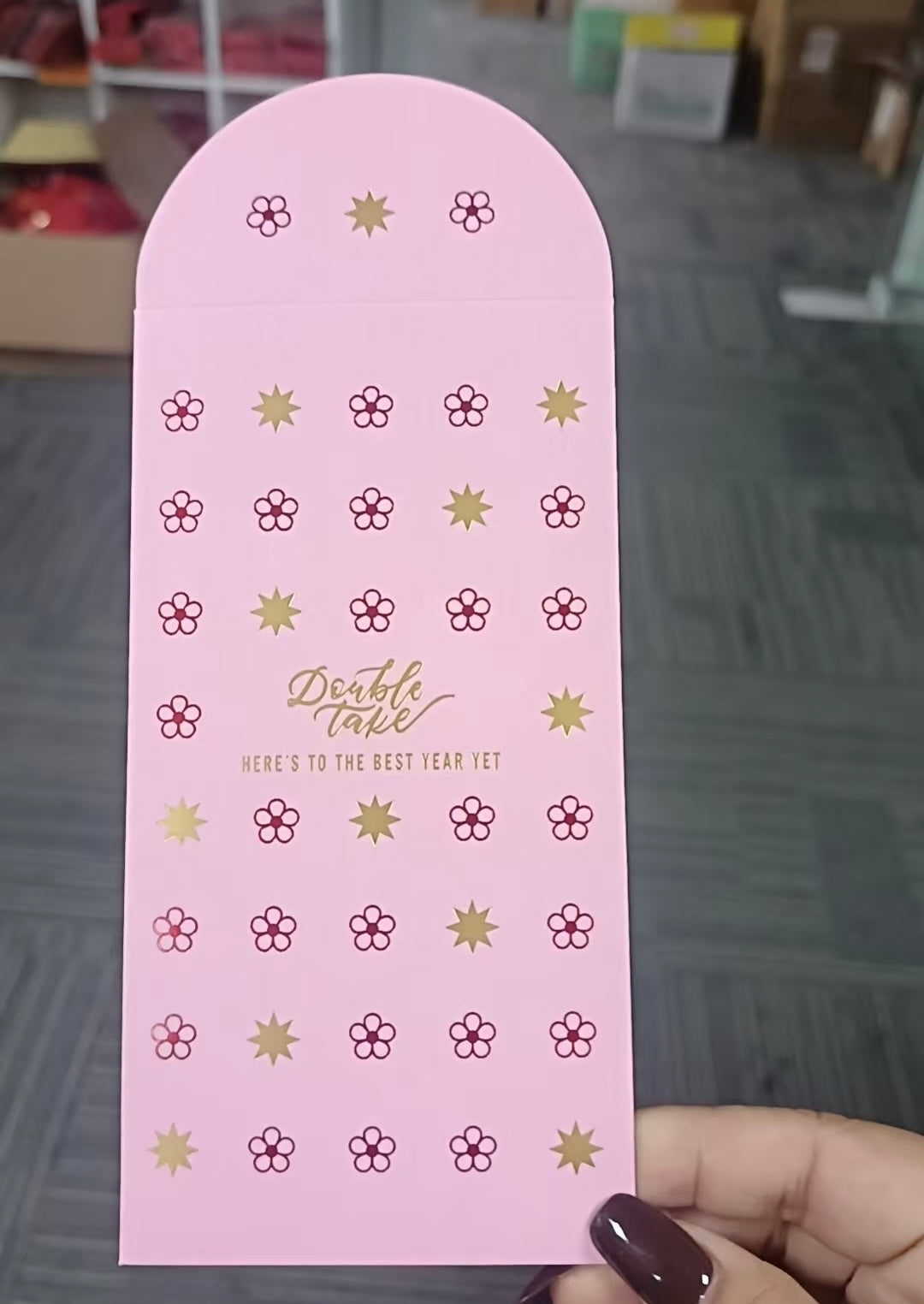 Customized 300pcs Pink Envelope For a Certain Brand