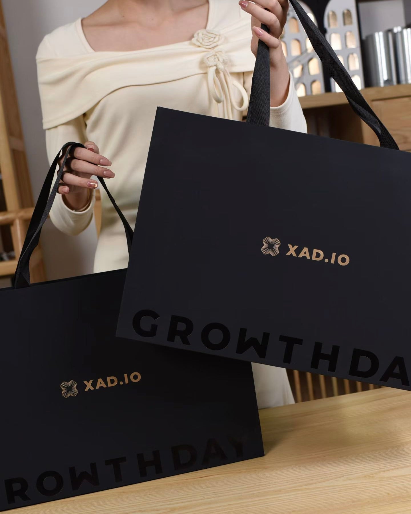 Designed & Custom Paper Bags｜Your Exclusive Brand Packaging Solution